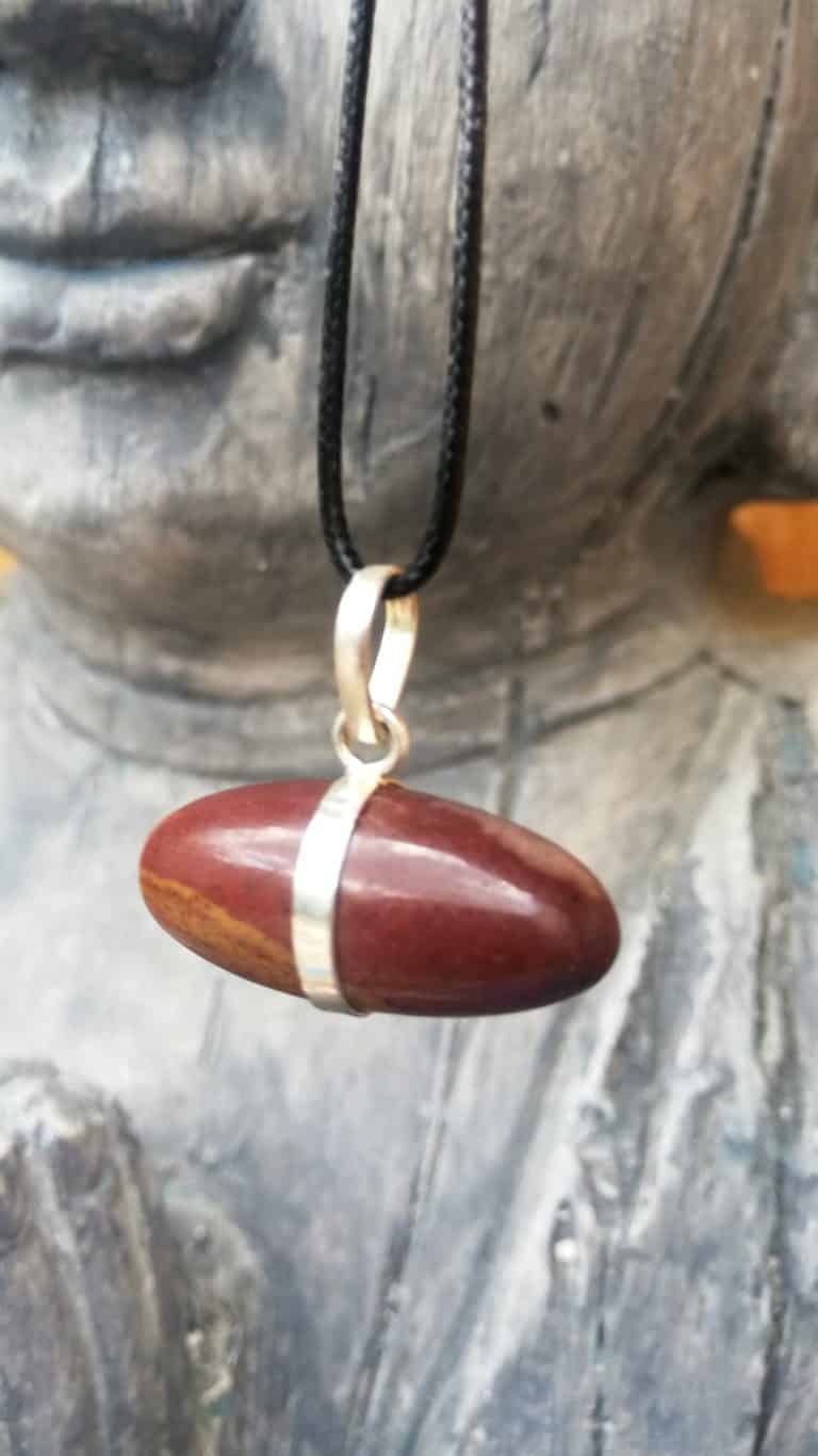 COLGANTE SHIVA LINGAM Azabache Minerales